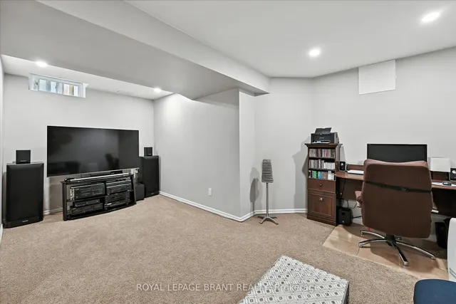 Additional image 36 of 479 Taylor Cres