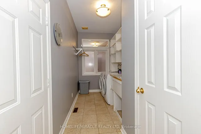 Additional image 13 of 32 Masters Green Cres