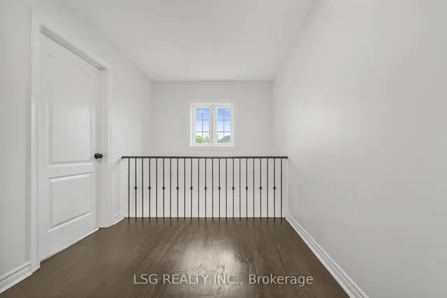 Additional image 22 of 54 Richgrove Dr