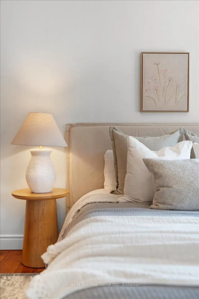 Additional image 21 of 40 Emerald St