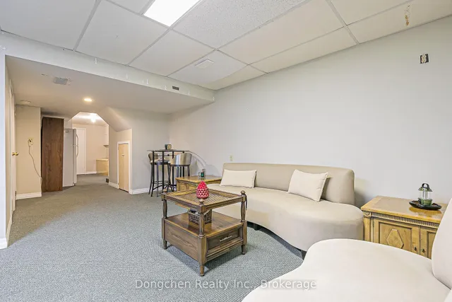 Additional image 45 of 14 Carl Cres