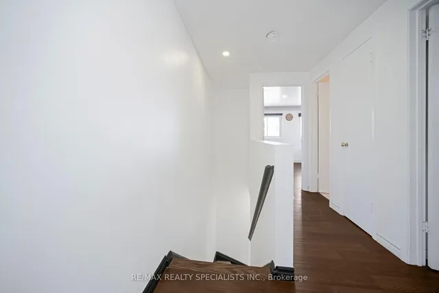 Additional image 15 of 28 Lincoln Crt