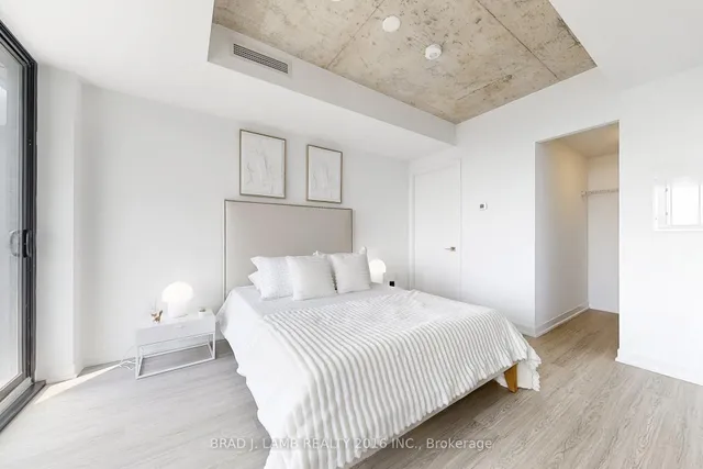 Additional image 10 of 195 McCaul St Unit 1511