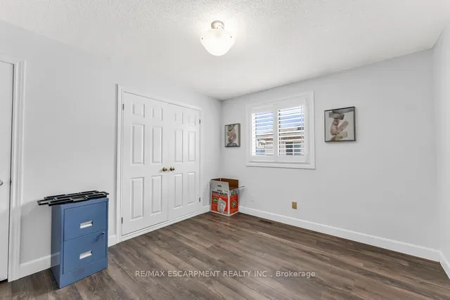 Additional image 17 of 650 Acadia Dr