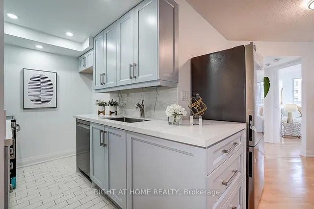 Additional image 28 of 222 The Esplanade Unit 718