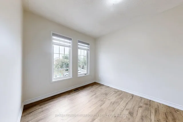Additional image 32 of 54 Mistdale Cres