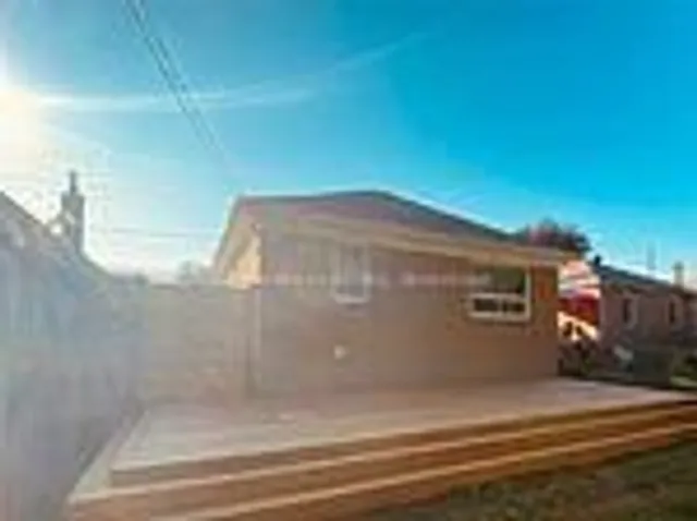 Additional image 18 of 1287 Warden Ave