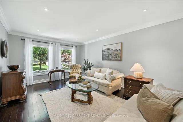 Additional image 9 of 10 Yorkview Pl