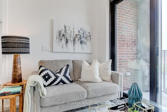 Additional image 26 of 1 Jarvis St Unit 532