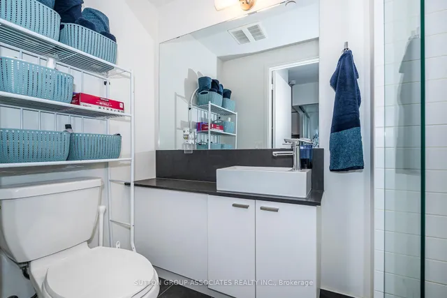 Additional image 26 of 27 Bathurst St Unit 508W