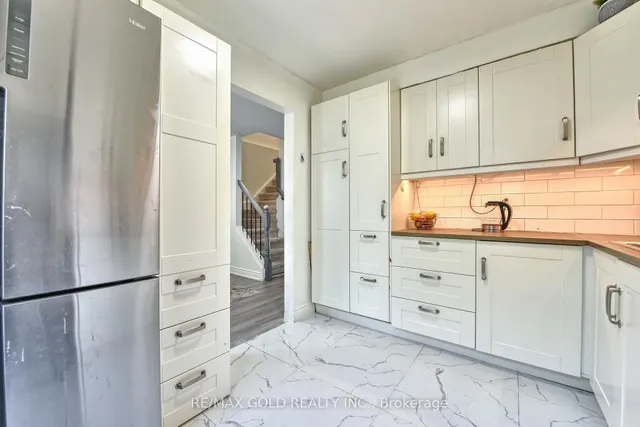 Additional image 9 of 54 Nottawasaga Cres