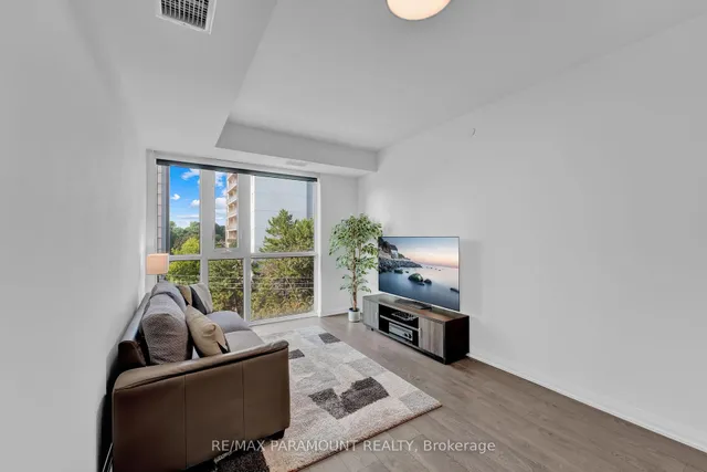 Additional image 10 of 101 Erskine Ave Unit 418