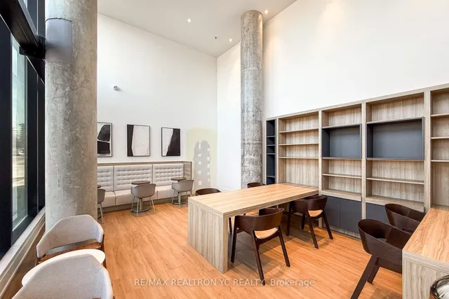 Additional image 39 of 3100 Keele St Unit 803