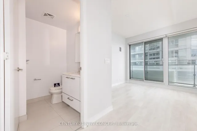 Additional image 3 of 2221 Yonge St Unit 3906