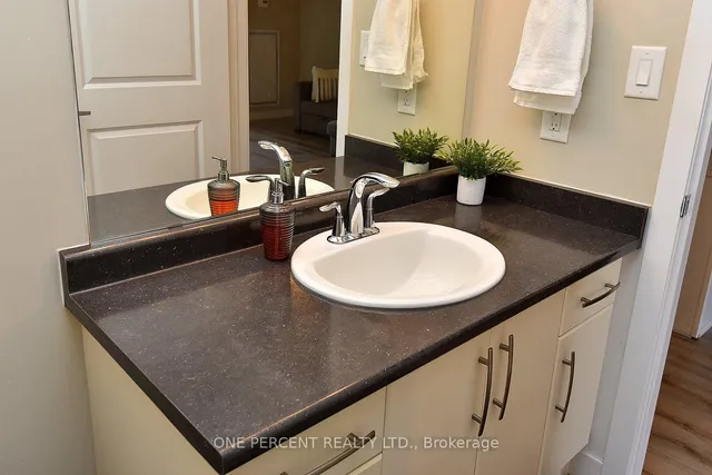 Additional image 19 of 5317 Upper Middle Rd Unit 231