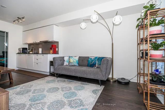 Additional image 7 of 27 Bathurst St Unit 508W