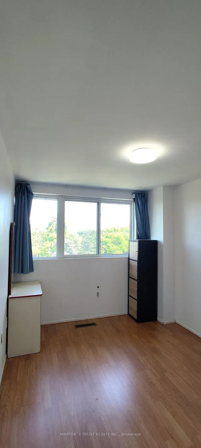 Additional image 19 of 165 Cherokee Blvd Unit 209