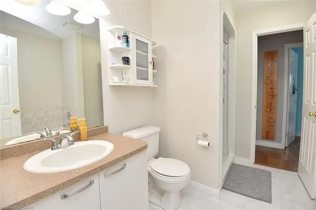 Additional image 31 of 15 Bronte Crt