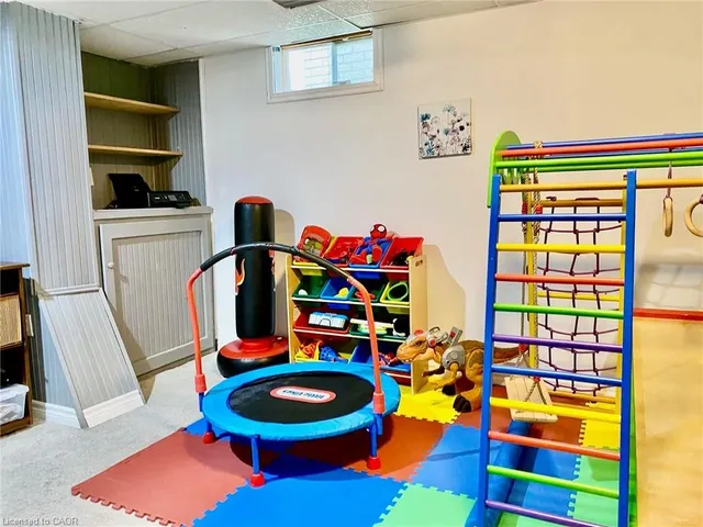 Additional image 20 of 6 Adler Ave