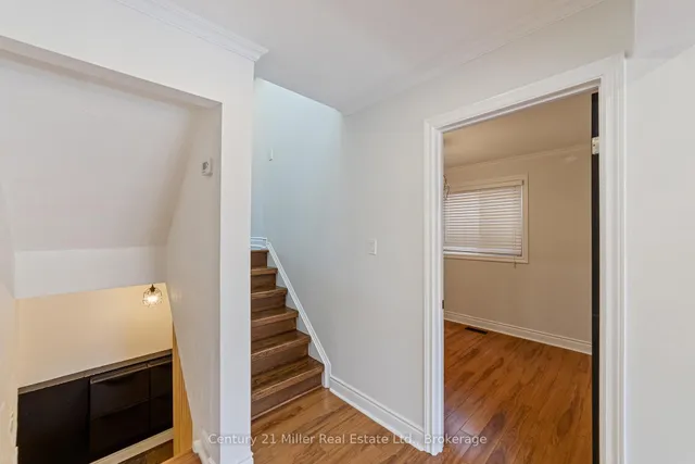 Additional image 28 of 1363 Harmsworth Sq