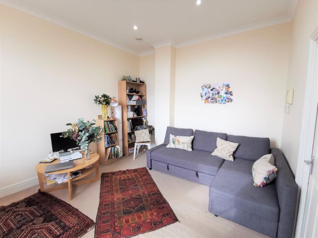 Additional image 5 of St. Peters Street, St. Albans, Hertfordshire, AL1