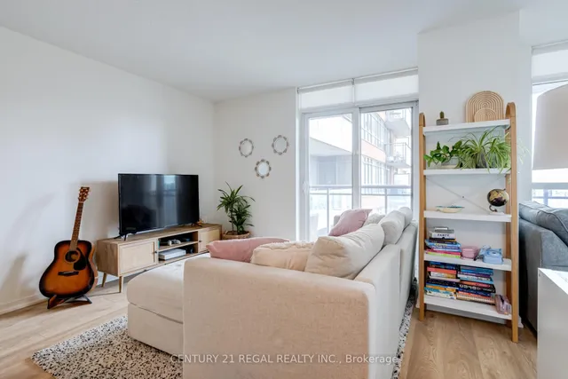 Additional image 8 of 38 Joe Shuster Way Unit 1411