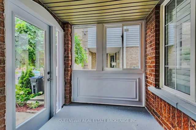 Additional image 4 of 12 Dandelion Rd