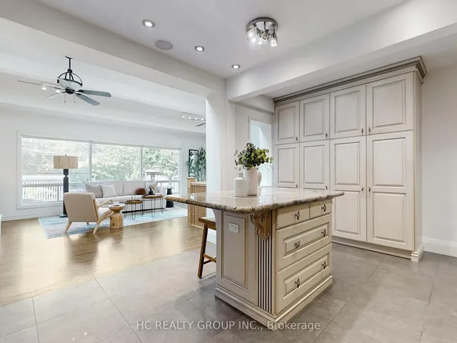 Additional image 18 of 124 Lawrence Ave