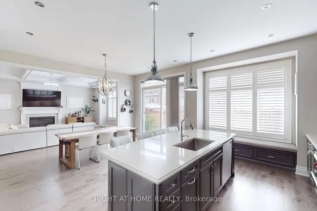 Additional image 19 of 421 Ginger Gate