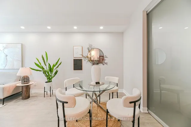 Additional image 9 of 1926 Lakeshore Blvd Unit 3811