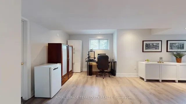 Additional image 38 of 133 Tideswell Blvd