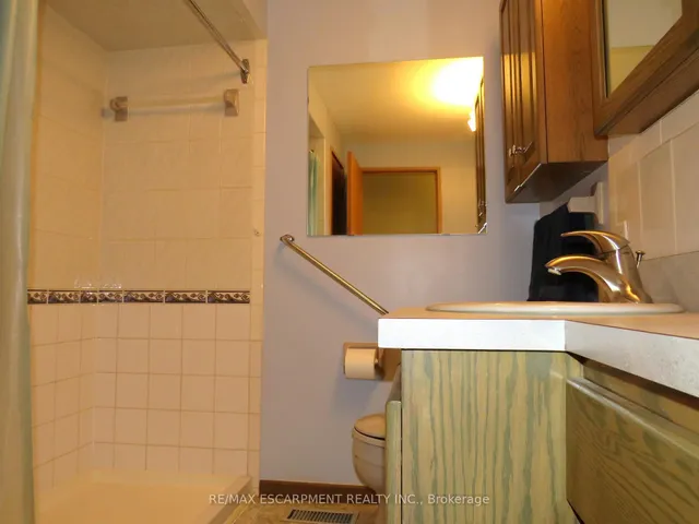 Additional image 20 of 64 Luscombe St