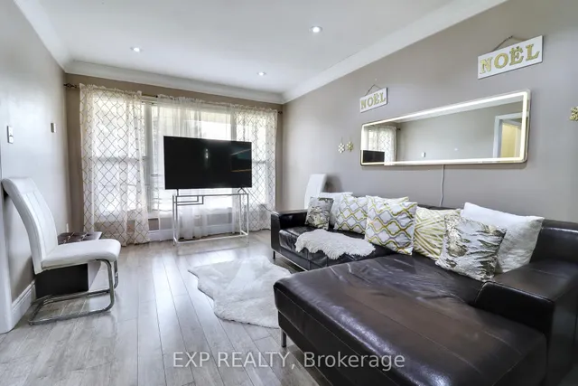 Additional image 3 of 28 Poinsettia Pl