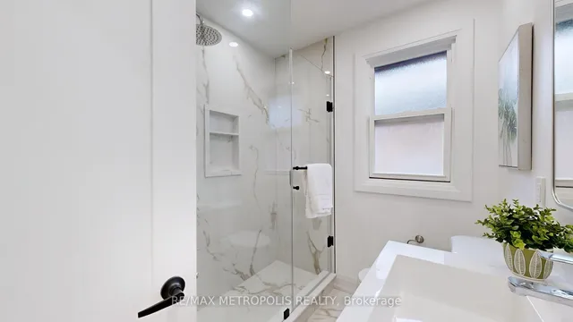 Additional image 28 of 81 Sedgemount Dr