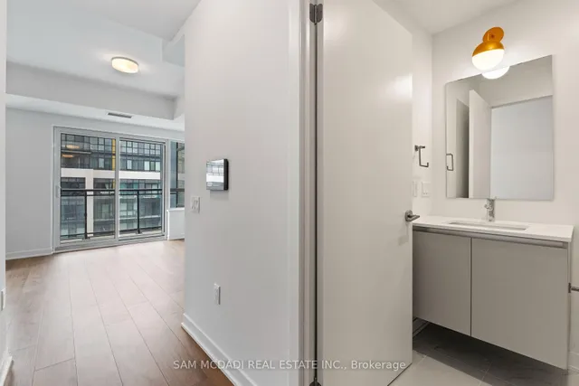 Additional image 15 of 395 Dundas St Unit 819