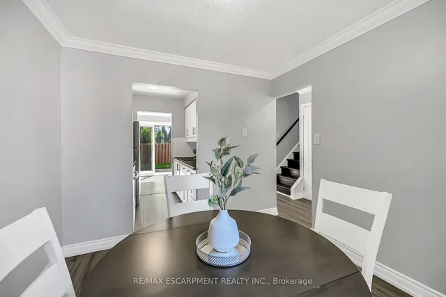 Additional image 18 of 125 Limeridge Rd Unit 8