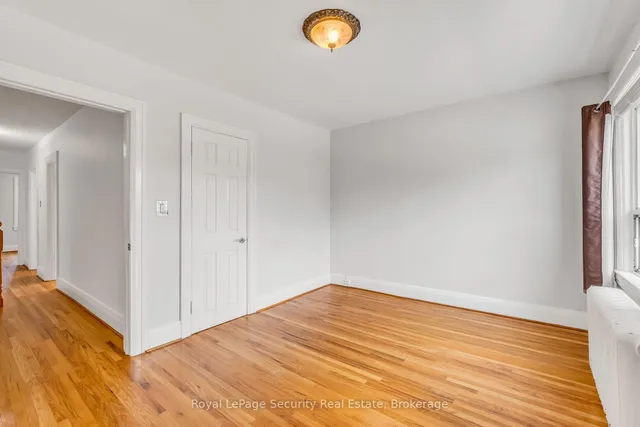 Additional image 25 of 427 Glenholme Ave