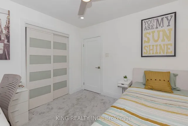 Additional image 34 of 28 AINSLIE Ave