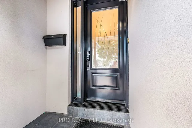 Additional image 2 of 16 Ackrow Crt