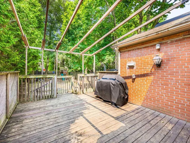 Additional image 28 of 38 Viewmount Ave