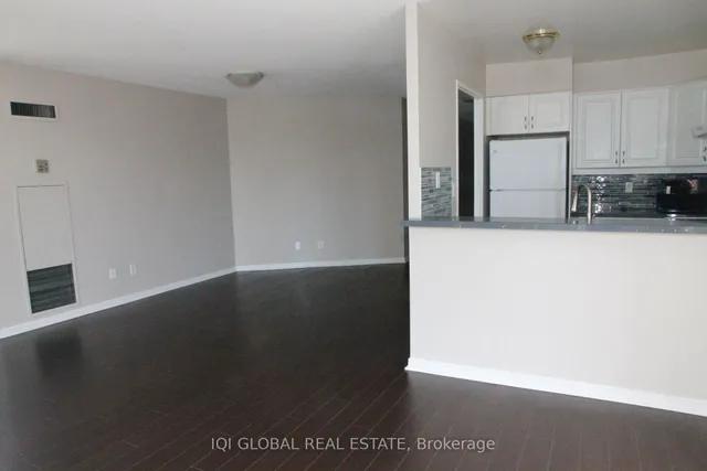 Additional image 8 of 7 Carlton St Unit 1212