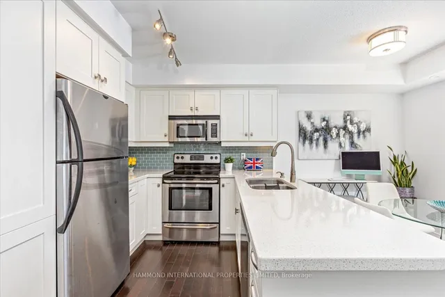 Additional image 5 of 46 Western Battery Rd Unit 838