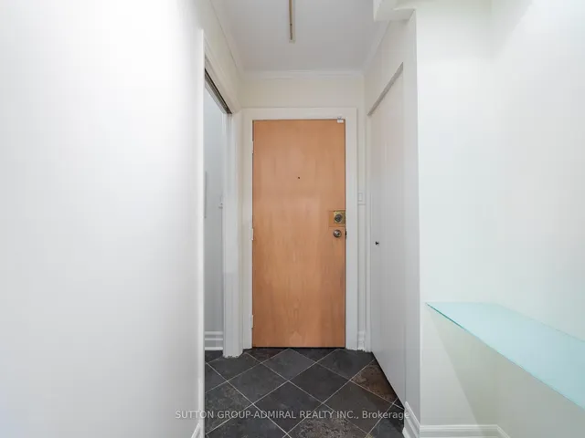 Additional image 6 of 212 St. George St Unit 106