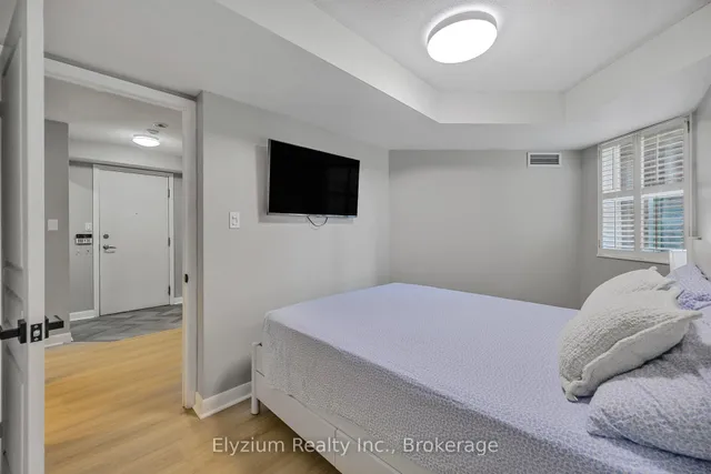 Additional image 20 of 323 Richmond St Unit 303