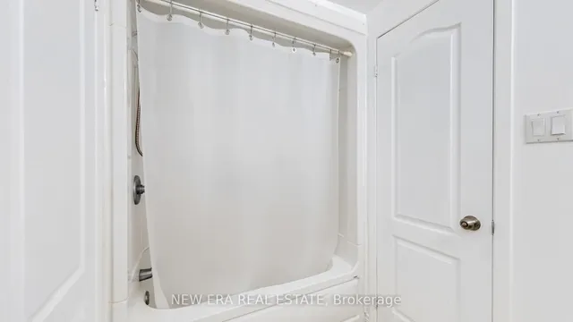 Additional image 40 of 7227 Joliette Cres