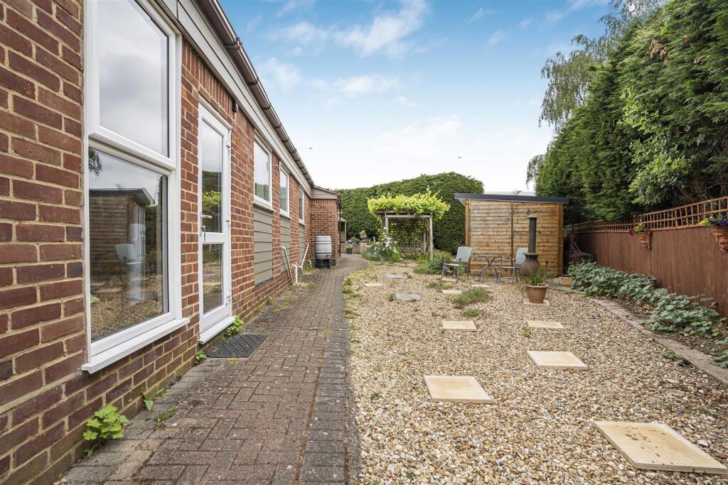 Additional image 24 of Leonards Close, Welwyn