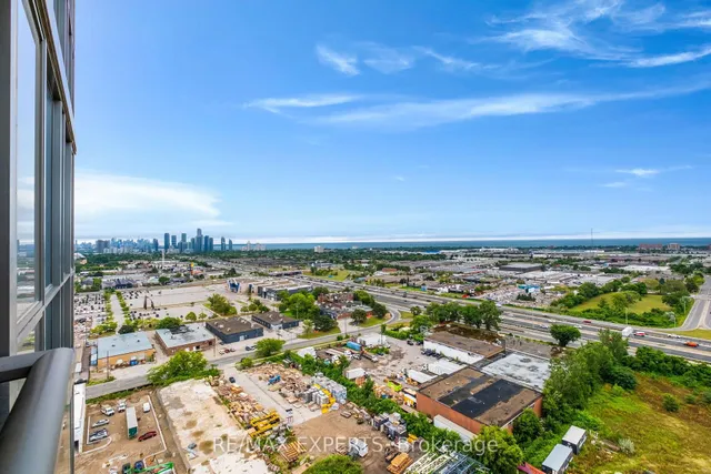 Additional image 33 of 17 Zorra St Unit 2006