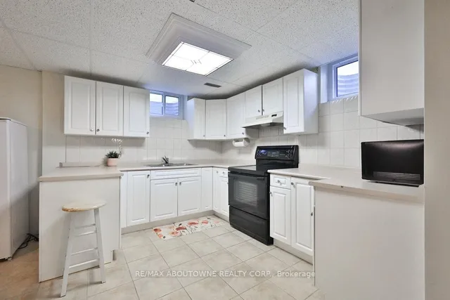 Additional image 43 of 542 Hambling Crt