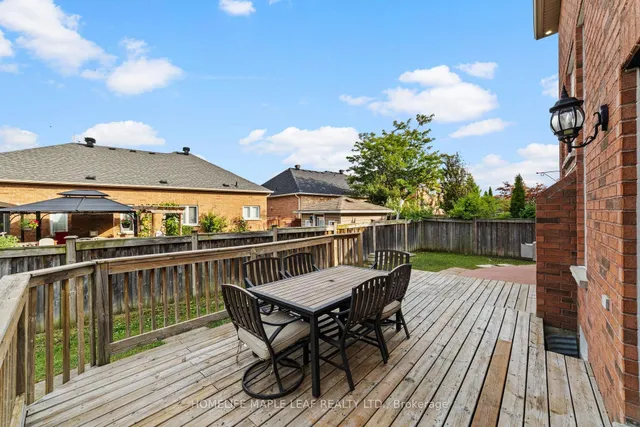 Additional image 38 of 18 Regis Circ