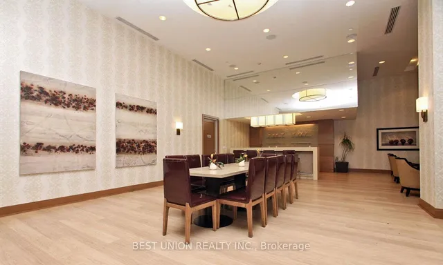 Additional image 20 of 100 Harrison Garden Blvd Unit 305